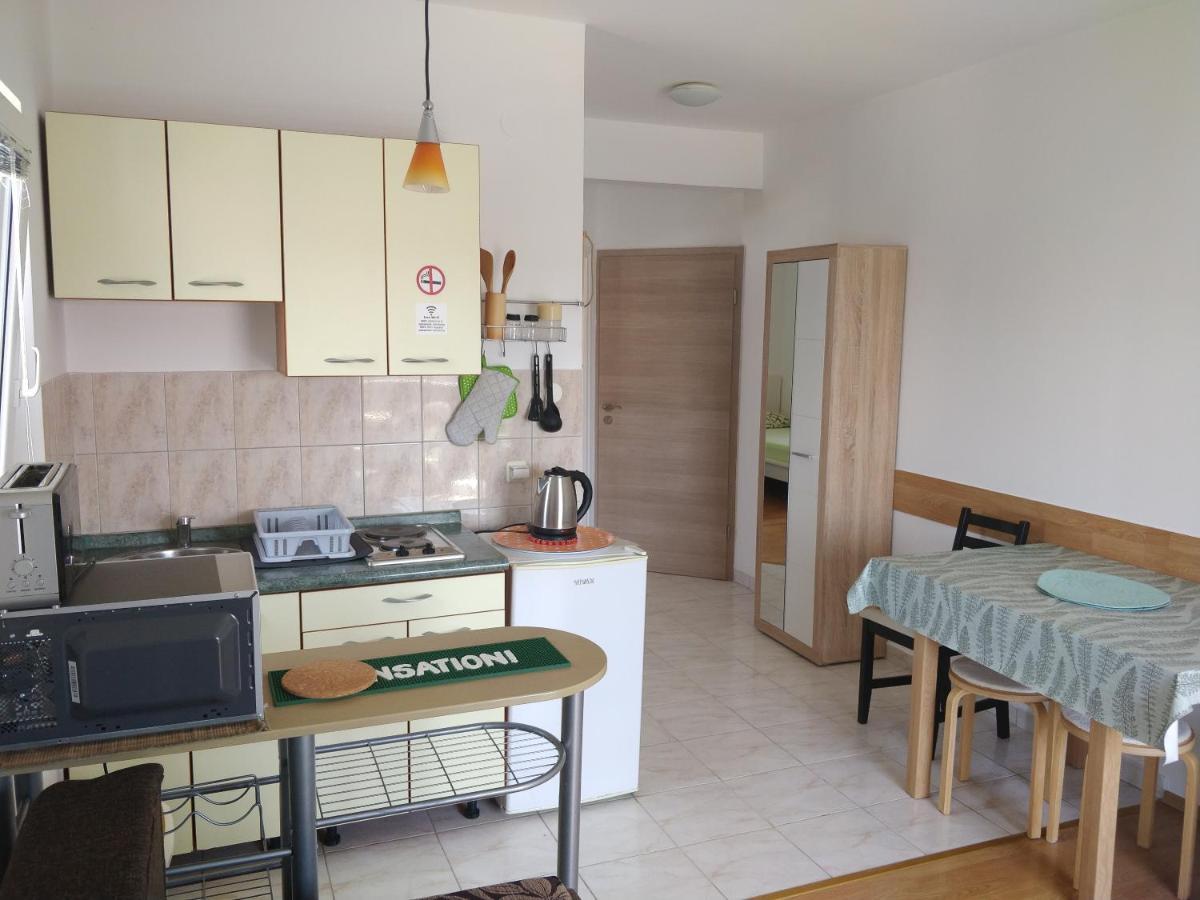 Apartments Booky نوفاليا المظهر الخارجي الصورة