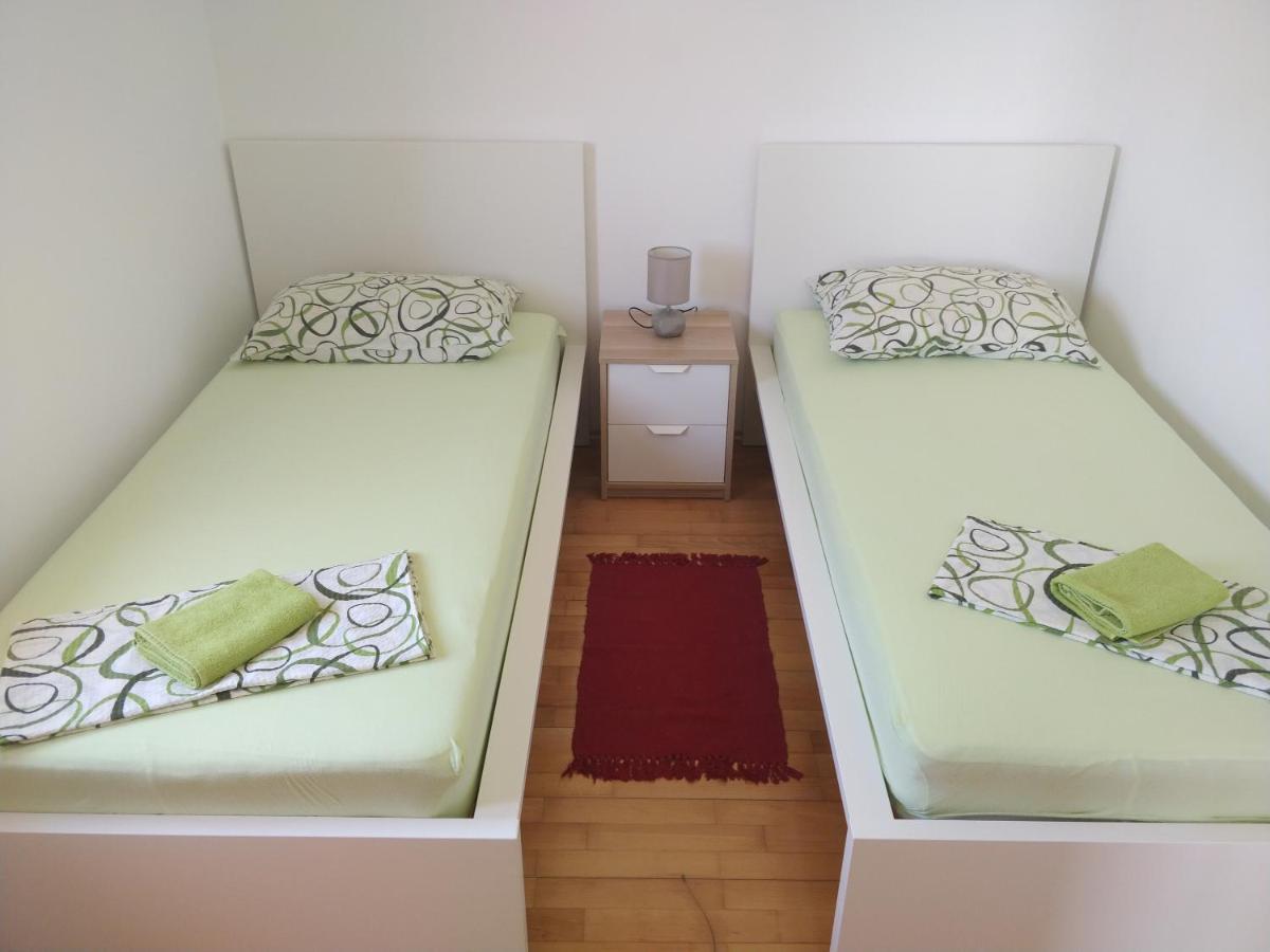Apartments Booky نوفاليا المظهر الخارجي الصورة