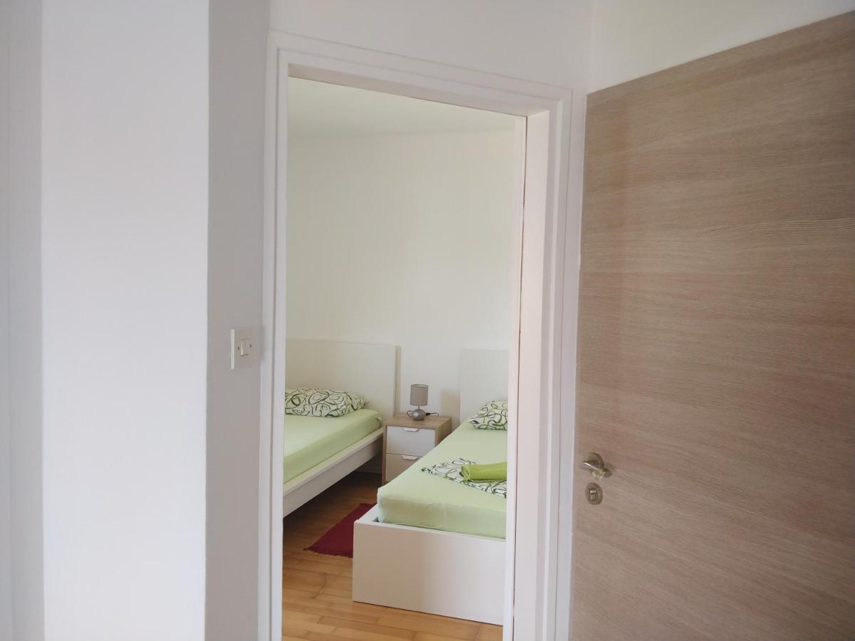 Apartments Booky نوفاليا المظهر الخارجي الصورة