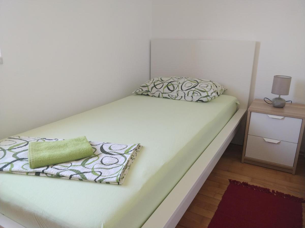 Apartments Booky نوفاليا المظهر الخارجي الصورة
