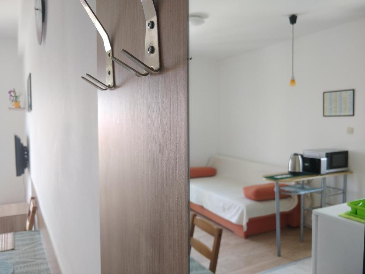 Apartments Booky نوفاليا المظهر الخارجي الصورة