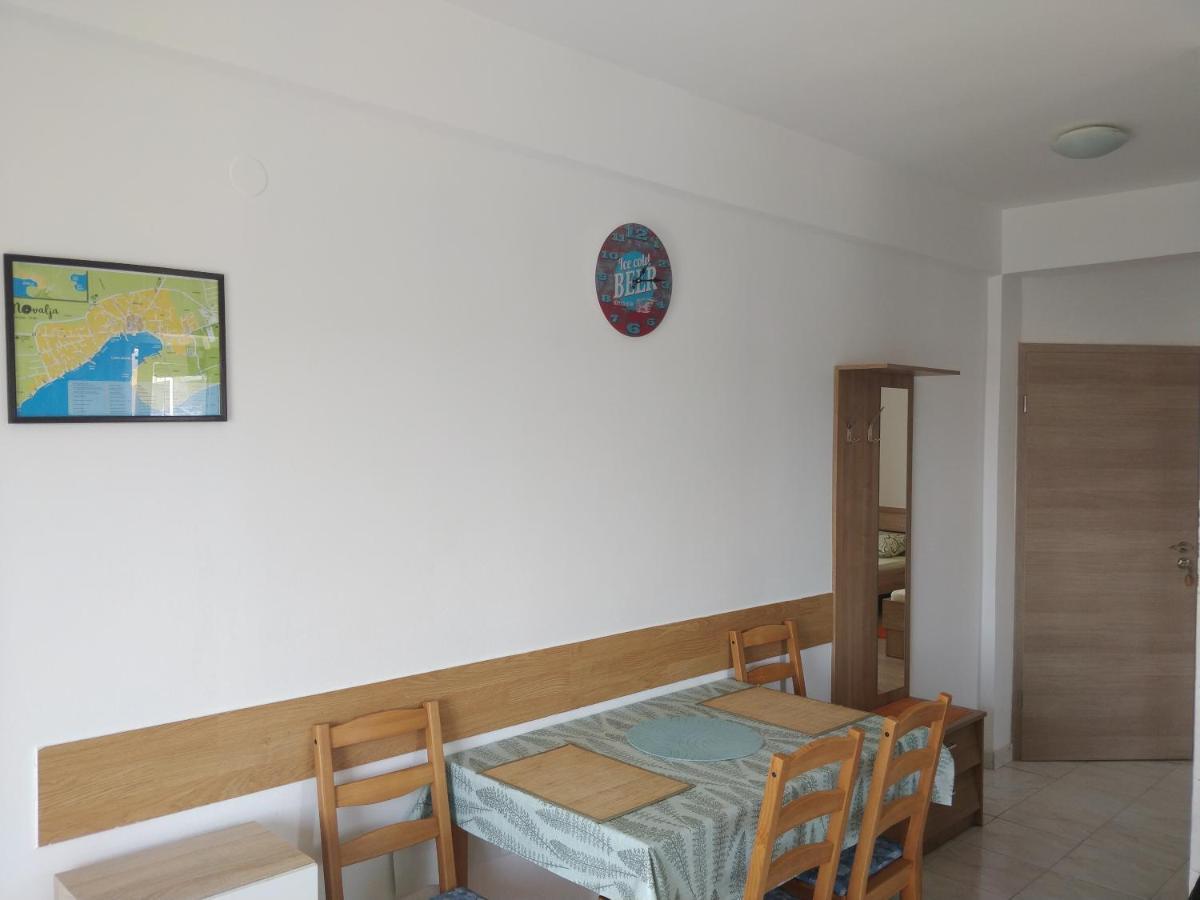 Apartments Booky نوفاليا المظهر الخارجي الصورة