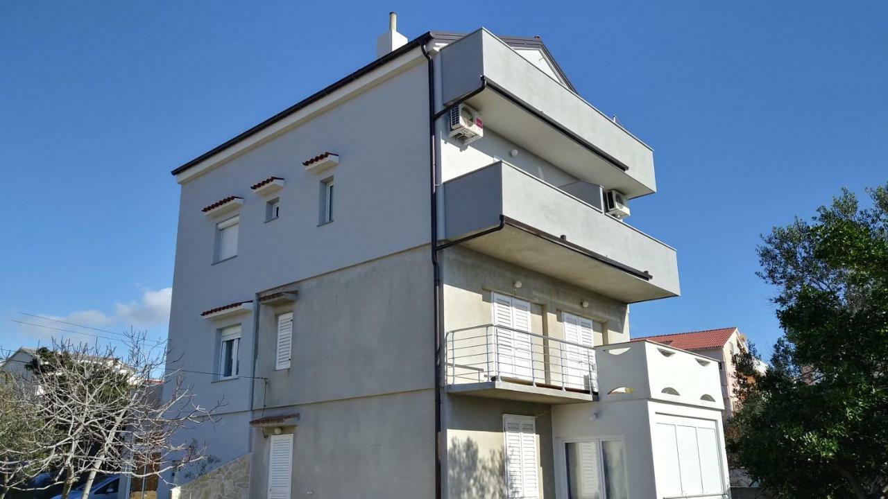 Apartments Booky نوفاليا المظهر الخارجي الصورة