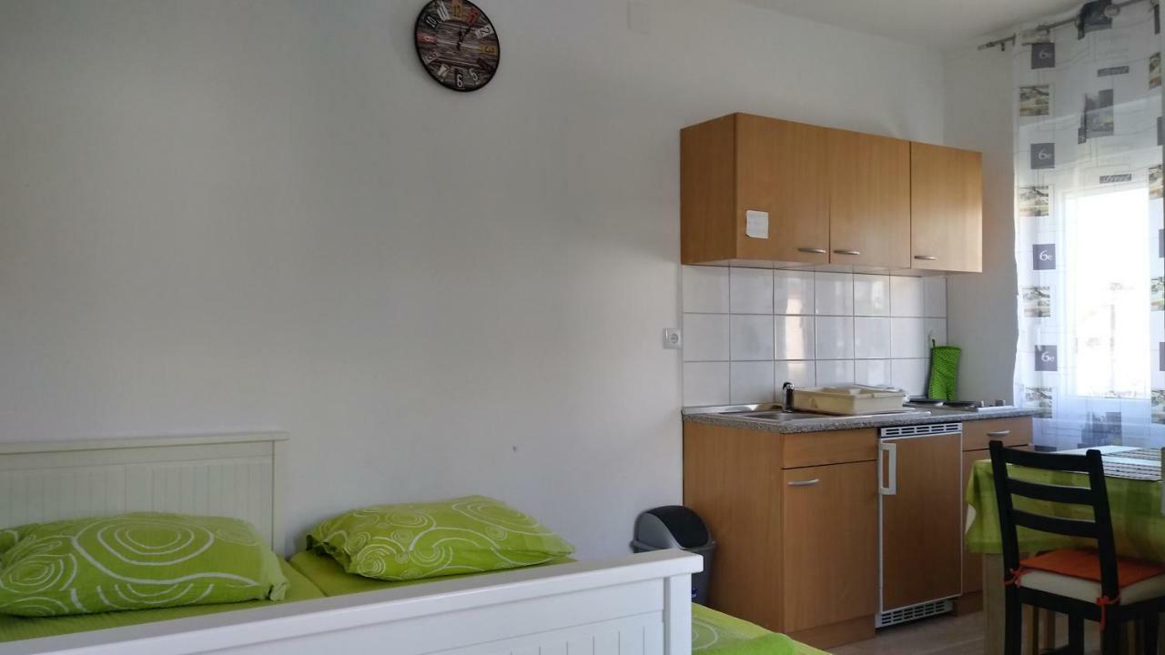 Apartments Booky نوفاليا المظهر الخارجي الصورة
