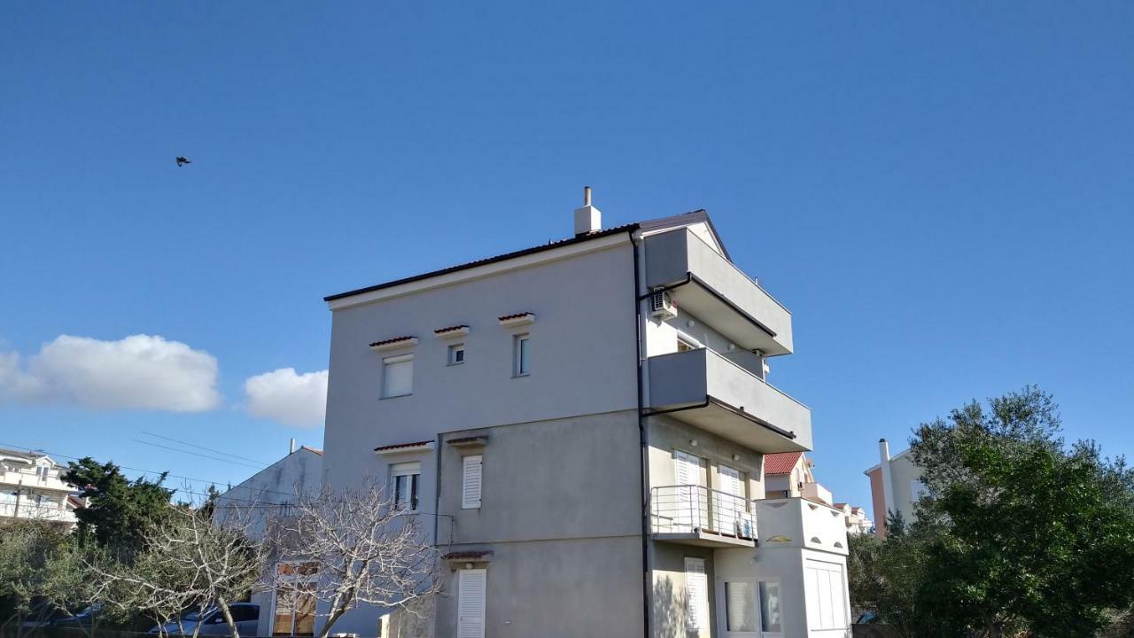 Apartments Booky نوفاليا المظهر الخارجي الصورة