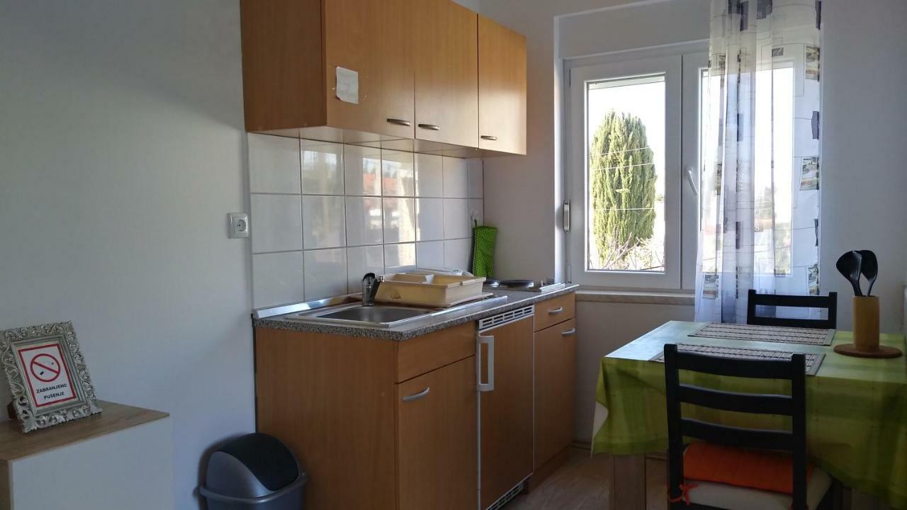 Apartments Booky نوفاليا المظهر الخارجي الصورة